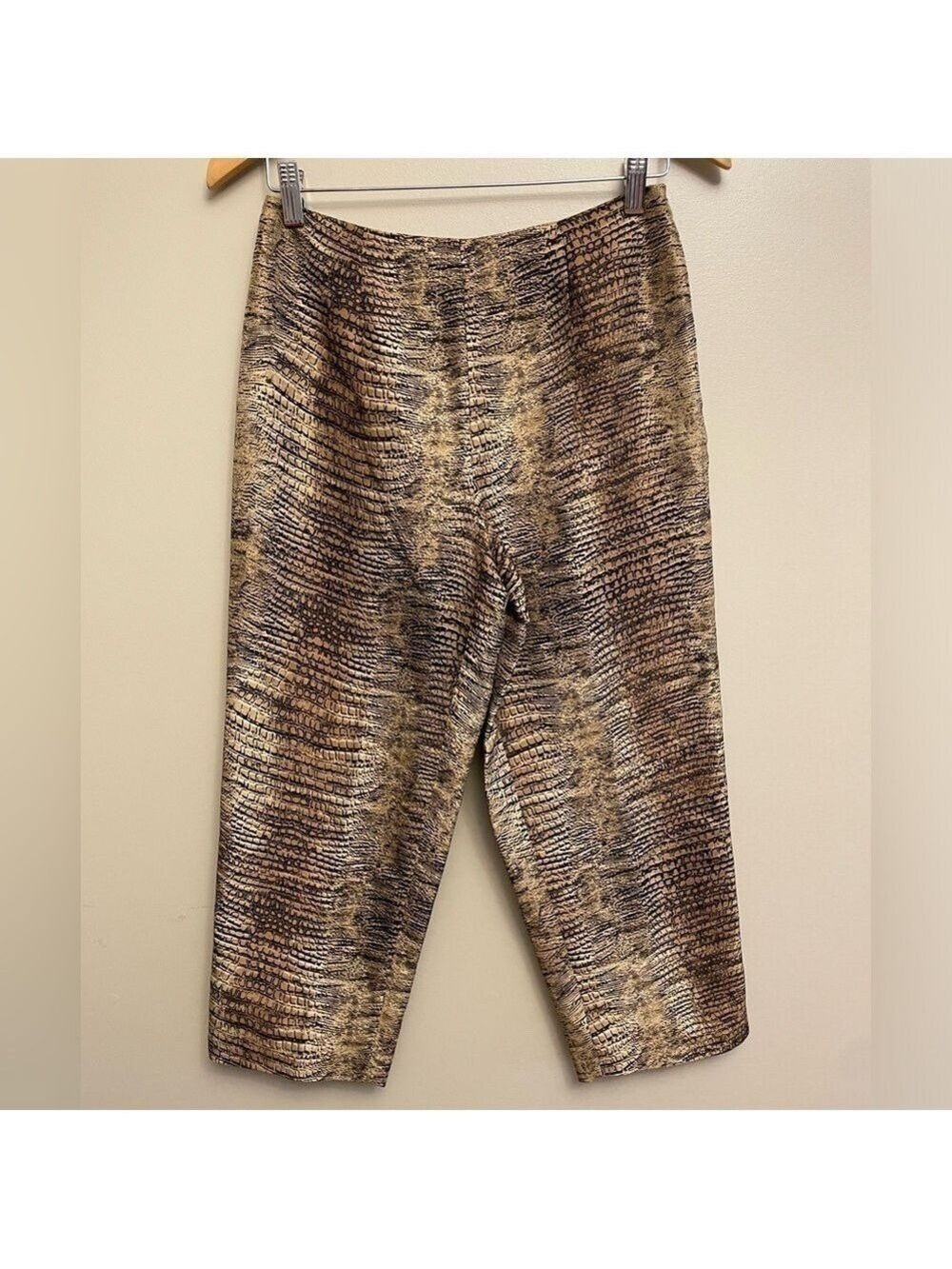 Allison Taylor Petite Snake Skin Print Pants Size 6 Silk